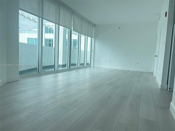 5th image of 6580 Indian Creek Dr APT 608