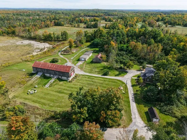 37 Northeys Bay Rd, North Kawartha, ON K0L 2H0