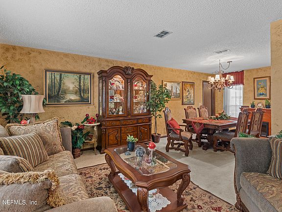 3rd image of 7948 JEFF Drive