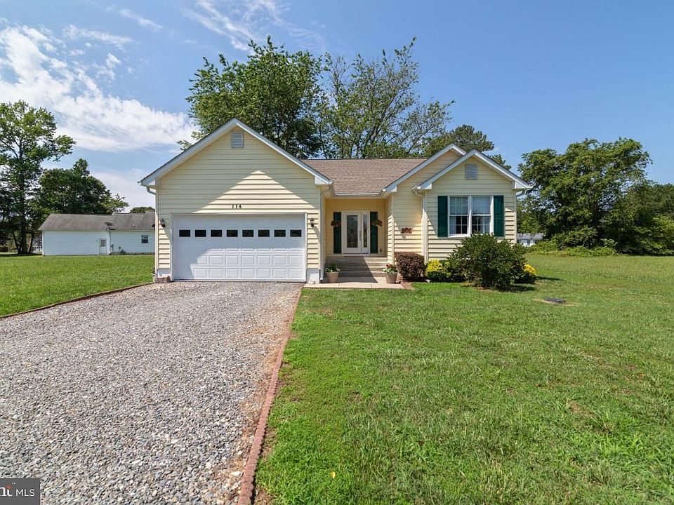 1st image of 114 Otter Ln