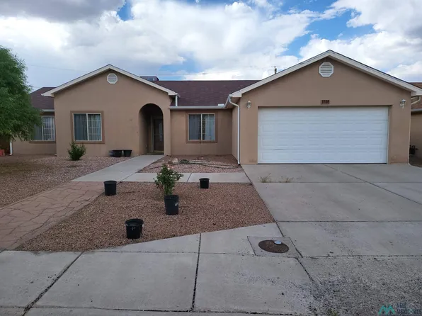 2705 Mazon Ave, Gallup, NM 87301