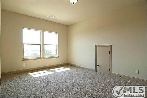 3rd image of 7023 Hickory Estates Dr