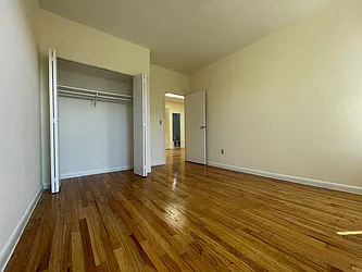 Rented by HOLTON REAL ESTATE INC.