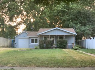 306 S 2nd St, Oregon, IL 61061