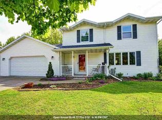 1254 Hillcrest Hts, Green Bay, WI 54313