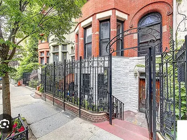 137 W 81st St APT 3, New York, NY 10024