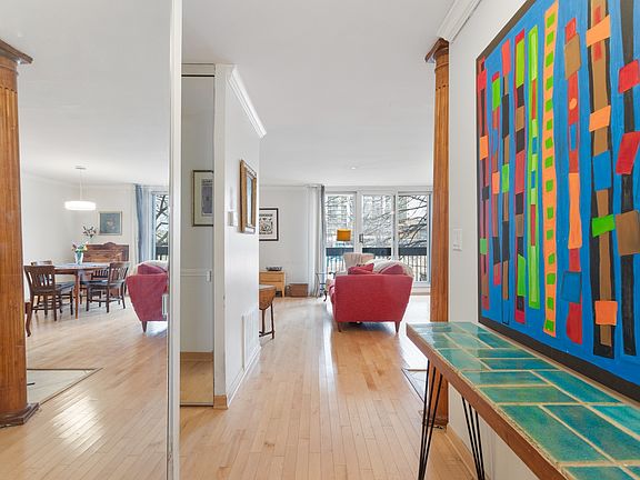 3rd image of 5901 N Sheridan Rd APT 2K