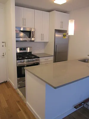 Rented by Newell and Assoc. | media 11