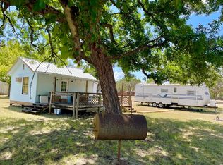 400 Y O Coleman Way, Leakey, TX 78873