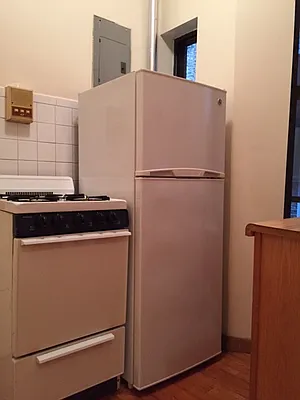 Rented by Warren T Real Estate Corp. | media 41