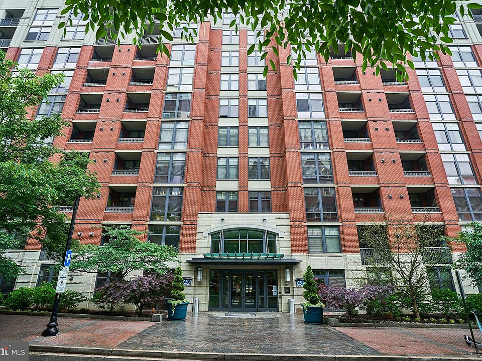 1st image of 1021 N Garfield St APT 541