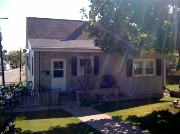 1366 6th St, La Salle, IL 61301