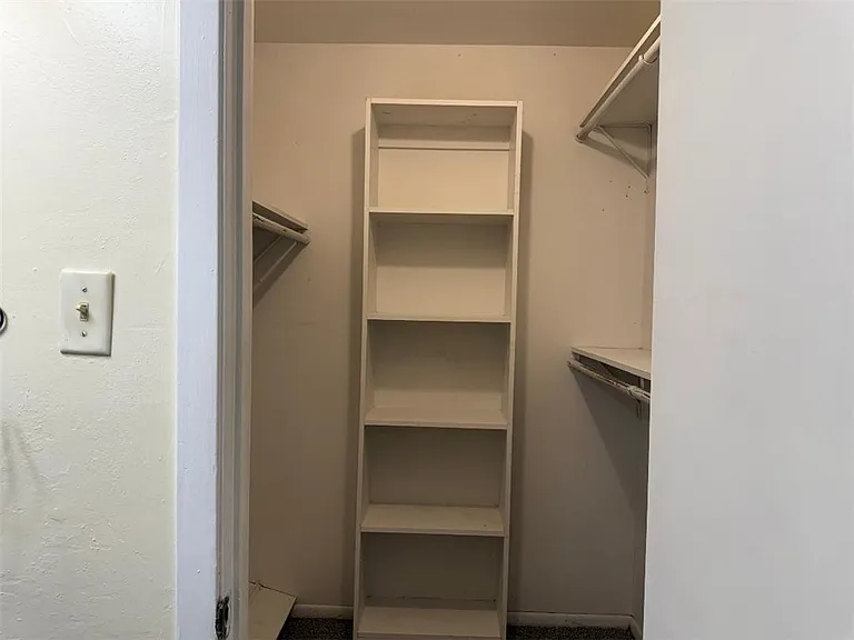 110 Timberview St — Photo 20