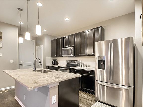 5th image of 11277 E 28th Pl
