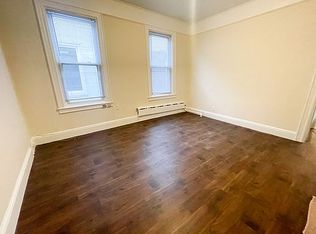2823 43rd St, Astoria, NY 11103