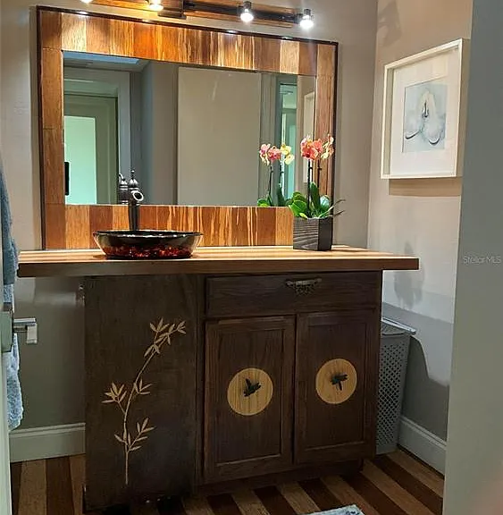 1323 Landings Dr #12 — Photo 35