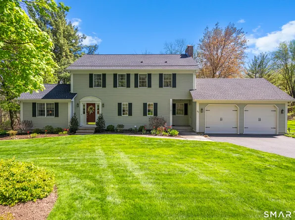 90 Russell Avenue, Suffield, CT 06078