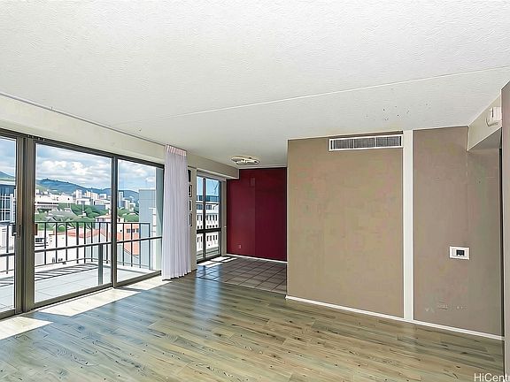 3rd image of 700 Richards St APT 1104