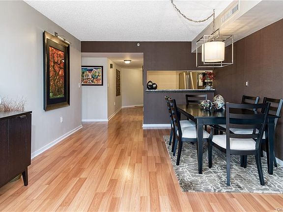 3rd image of 10 Stewart Pl APT 6GE