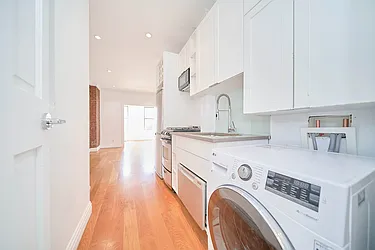 Rented by Living New York