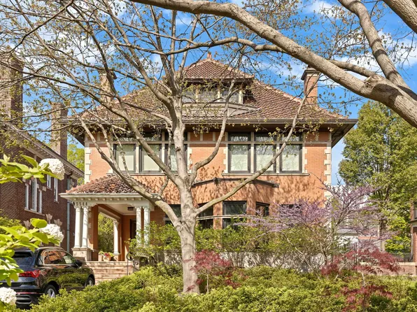 (undisclosed Address), Chicago, IL 60637