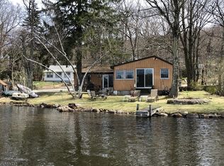 323 Lakeshore Dr, West Milford Twp., NJ 07421