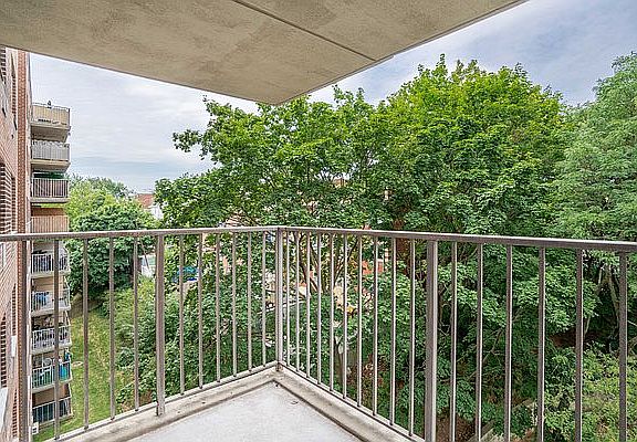5th image of 47-50 59th St #6A