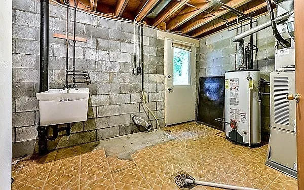 515 Barclay Ave — Photo 14