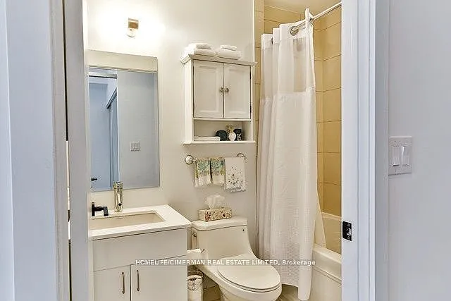 426 University Ave #1110 — Photo 15