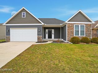 9924 Studer Ln, Whitehouse, OH 43571