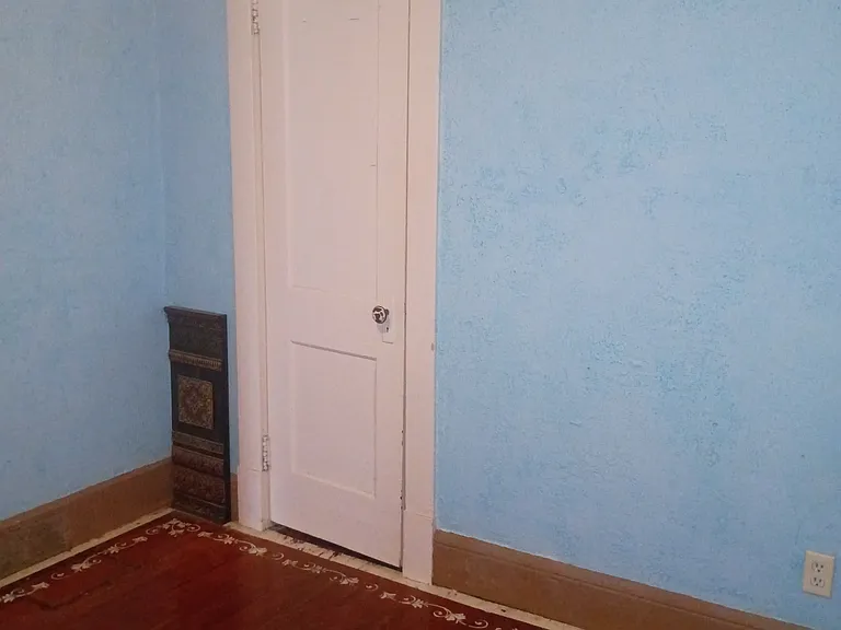 604 S Glenwood Ave — Photo 4