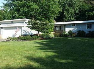 858 Riverside Dr, Painesville, OH 44077