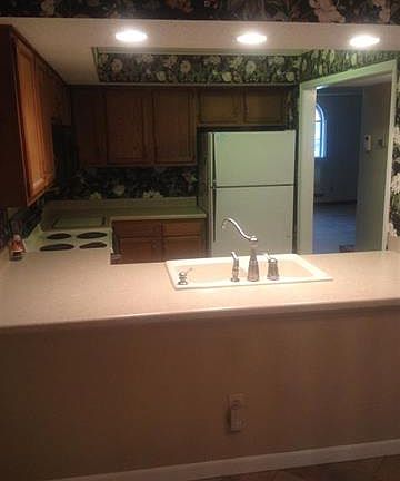 5th image of 3871 Glencoe Dr