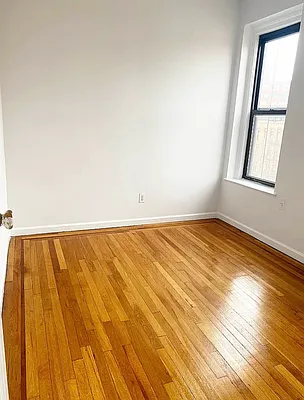 Rented by Waverly Realty Associates | media 20