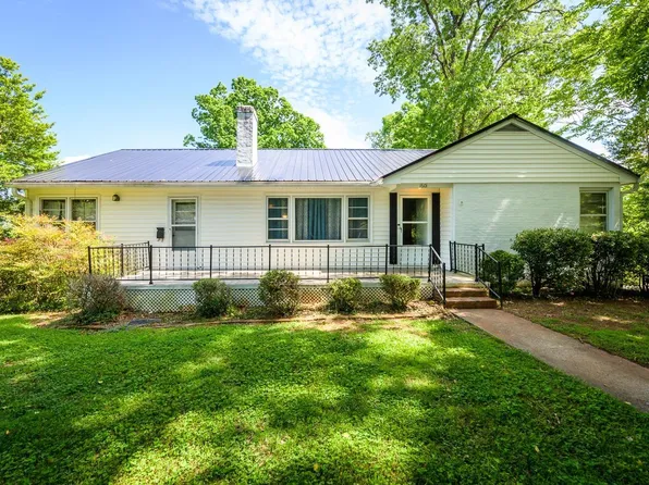 1601 Dale Ave, Altavista, VA 24517