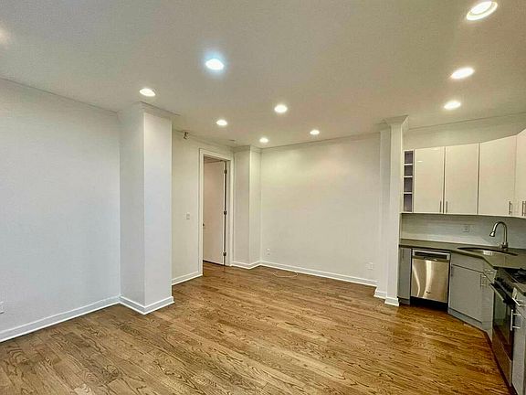 3rd image of 420 Eastern Pkwy #1S