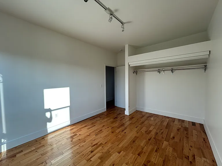 4356 Burns Ave #3 — Photo 7