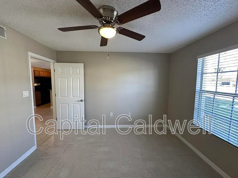 209 Lake Brook Cir #LB103 — Photo 31