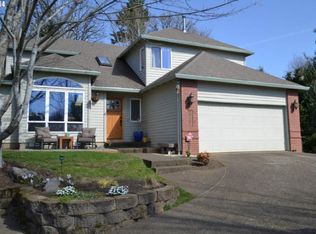 10587 NW Harding Ct, Portland, OR 97229