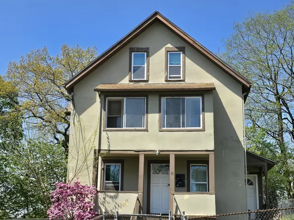 10 Summit Street, Derby, CT 06418
