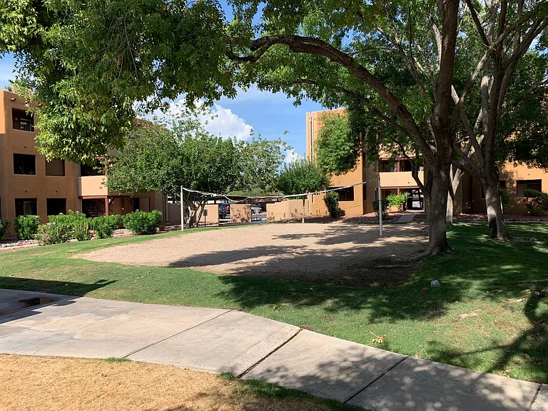 1810 E Blacklidge Dr #718 — Photo 34