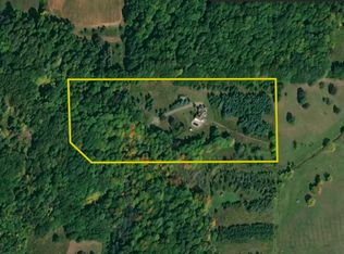 7592 North Rd, Victor, NY 14564