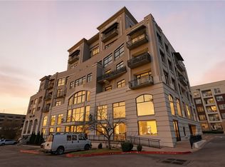 401 W Watson St APT 401, Fayetteville, AR 72701