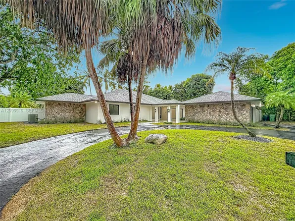 15804 SW 82nd Ct, Palmetto Bay, FL 33157