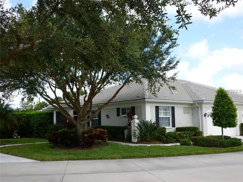 1st image of 126 Woodbridge Dr #8