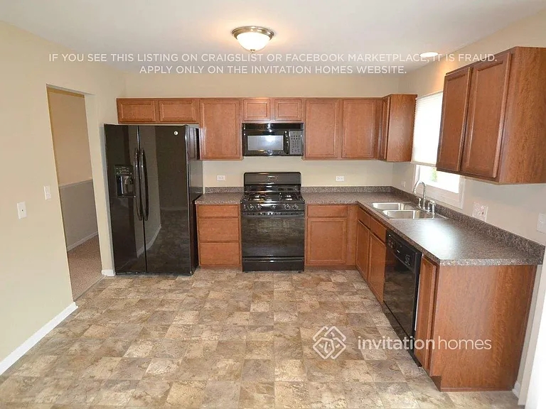 1 Linden Ave — Photo 2