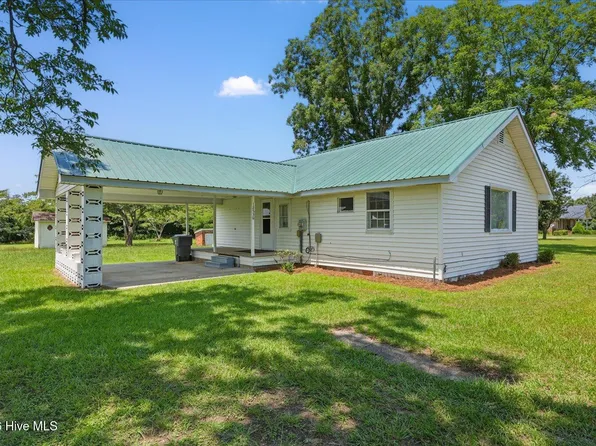 12536 Peacock Road, Chadbourn, NC 28431