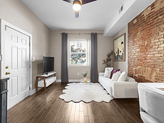 3rd image of 93 Adams St APT 1