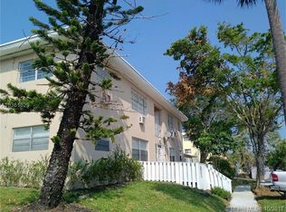 16911 NE 21st Ave APT 10, North Miami Beach, FL 33162