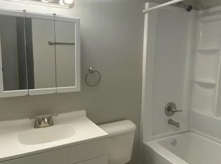 236 N Race St, Springfield, OH 45504